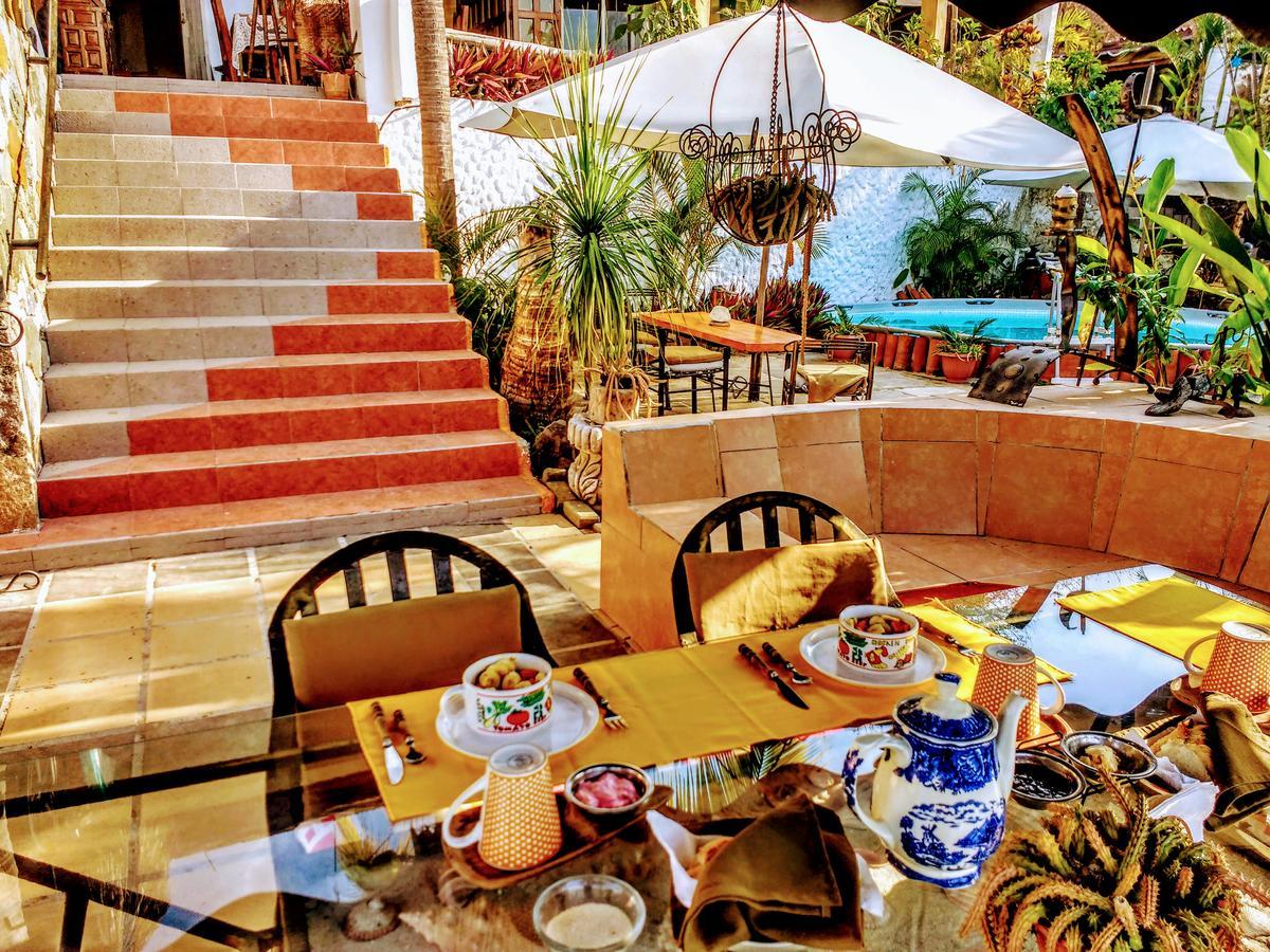 Bed and Breakfast Casa Artista Мансанильо Экстерьер фото